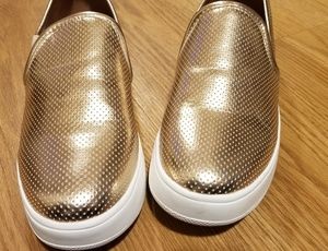 Steve madden slip on size 81/2